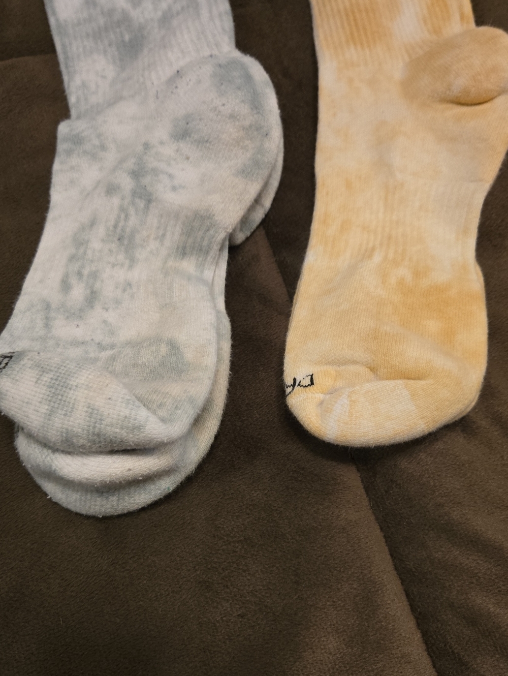 Nike Tie Dye Athletic Crew Socks 4 Pair Size Adult Medium NWOT - Picture 4 of 5
